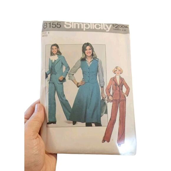 Lot of 7 Vtg Women's Sewing Patterns Dresses Skirts Crafts Cut & Uncut Most 8-12 - Picture 2 of 16